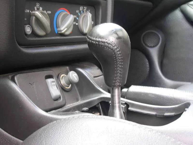 UMI Performance 93-02 GM F-Body Short Shifter Handle - Detail View