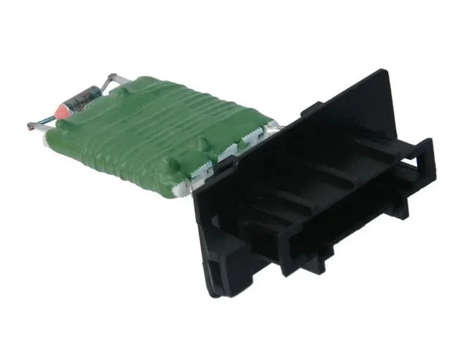 URO Parts Blower Motor Resistor 001-821-67-60 - Detail View
