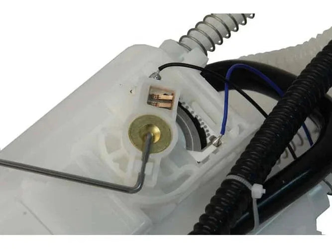 URO Parts Fuel Pump Assembly 163-470-37-94 - Side View