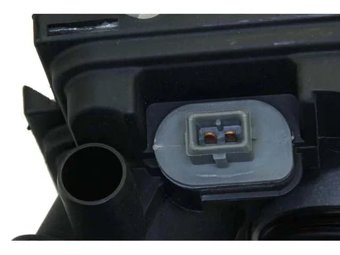 URO Parts Oil Filter Housing 31338685 - Installation View