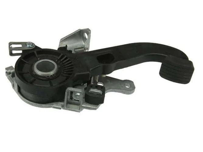 URO Parts Pedal Assembly 203-420-16-84 - Side View