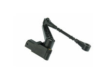 Load image into Gallery viewer, URO Parts Suspension Level Sensor LR020159 - Side View
