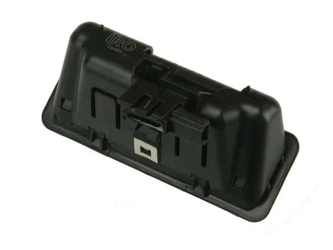 URO Parts Trunk Lock Push Button 51-24-7-118-158 - Detail View