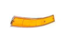 Load image into Gallery viewer, URO Parts Turn Signal Lens 901-631-903-04