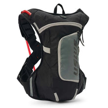 Load image into Gallery viewer, USWE Moto Hydro XTR Dirt Biking Hydration Pack 4L - Black - Side View