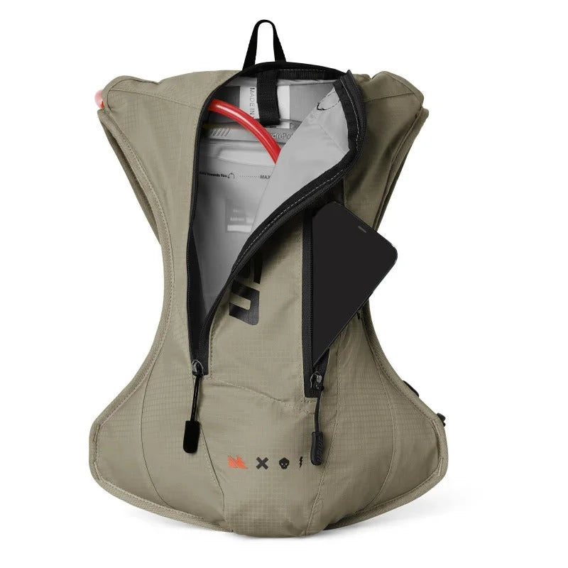 USWE Outlander Moto Hydration Pack 4L - Sand - Side View