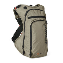 Load image into Gallery viewer, USWE Outlander Moto Hydration Pack 9L - Sand - Main Product View