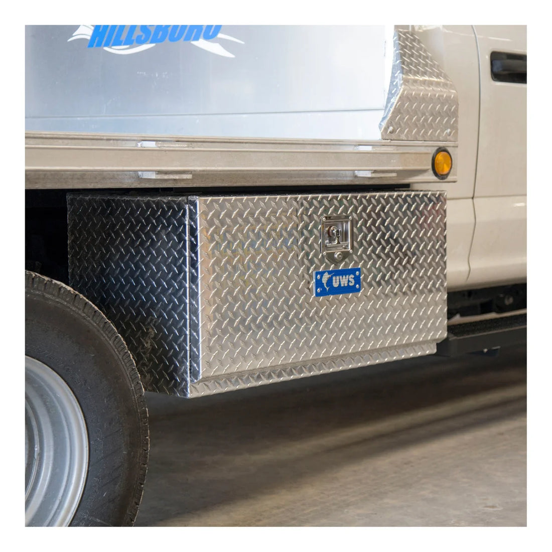 UWS Bright Aluminum 36" Single-Door Underbody Tool Box (LTL Shipping Only) TBUB-36 - Back View
