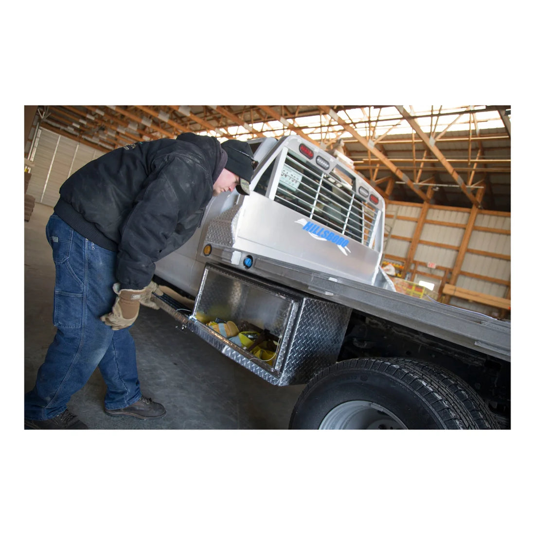 UWS Bright Aluminum 36" Single-Door Underbody Tool Box (LTL Shipping Only) TBUB-36 - Additional View 5