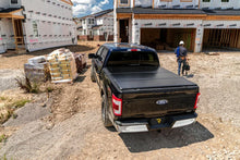 Load image into Gallery viewer, UnderCover 04-21 Ford F-150 5.5ft Triad Bed Cover - Additional View 5