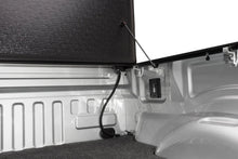Load image into Gallery viewer, UnderCover 15-20 Ford F-150 5.5ft Flex Bed Cover - Installation View