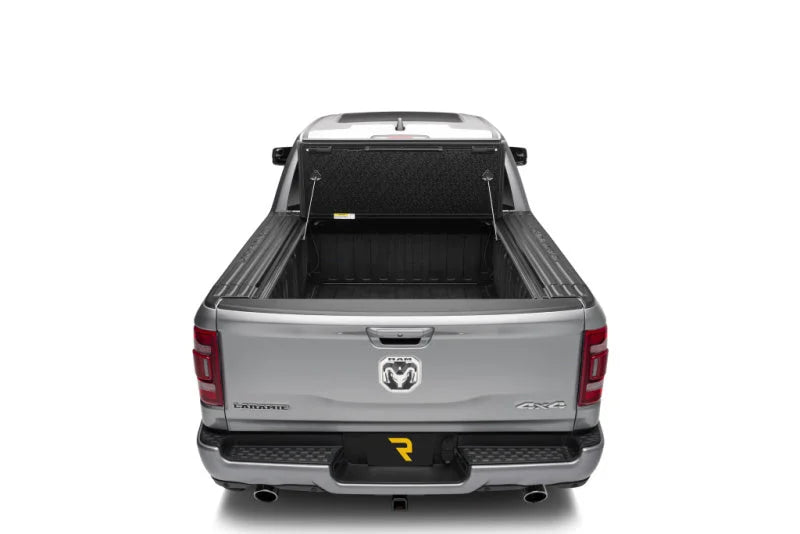 UnderCover 19-20 Ram 1500 (w/ Rambox) 5.7ft Armor Flex Bed Cover - Side View