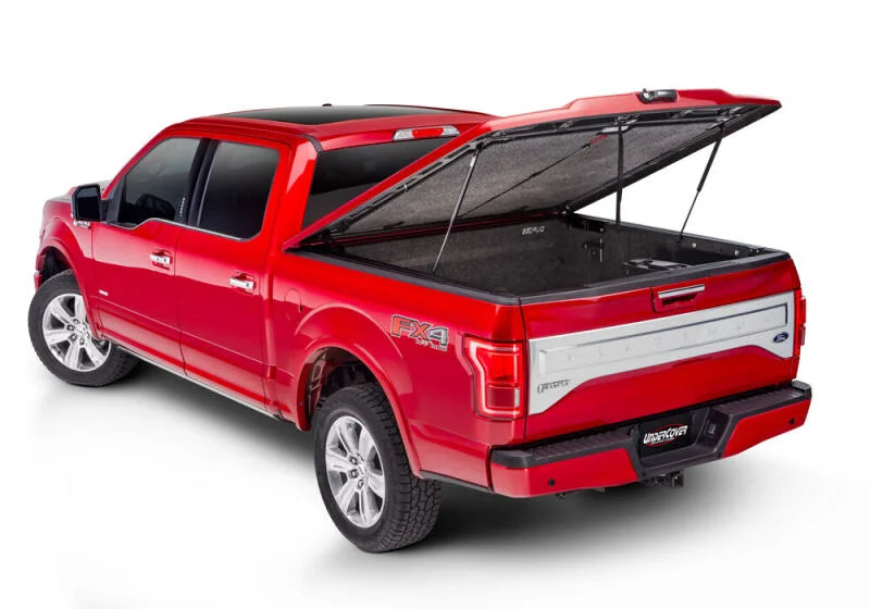 UnderCover 19-20 Ram 1500 (w/o Rambox) 5.7ft Elite LX Bed Cover - Ivory Pearl - Back View