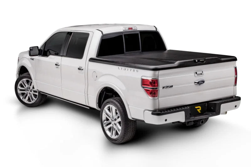 UnderCover 2021 Ford F-150 Ext/Crew Cab 6.5ft Elite Bed Cover - Black Textured - Main Product View