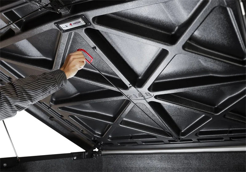 UnderCover 2021 Ford F-150 Ext/Crew Cab 6.5ft Elite Bed Cover - Black Textured - Additional View 9
