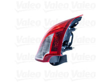 Load image into Gallery viewer, Valeo Taillight 043893 - Detail View