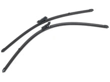 Load image into Gallery viewer, Valeo Wiper Blade Set 577974