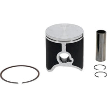 Load image into Gallery viewer, Vertex Piston 01-16 KTM 125 EXC 125cc Cast Race Piston Kit - Installation View