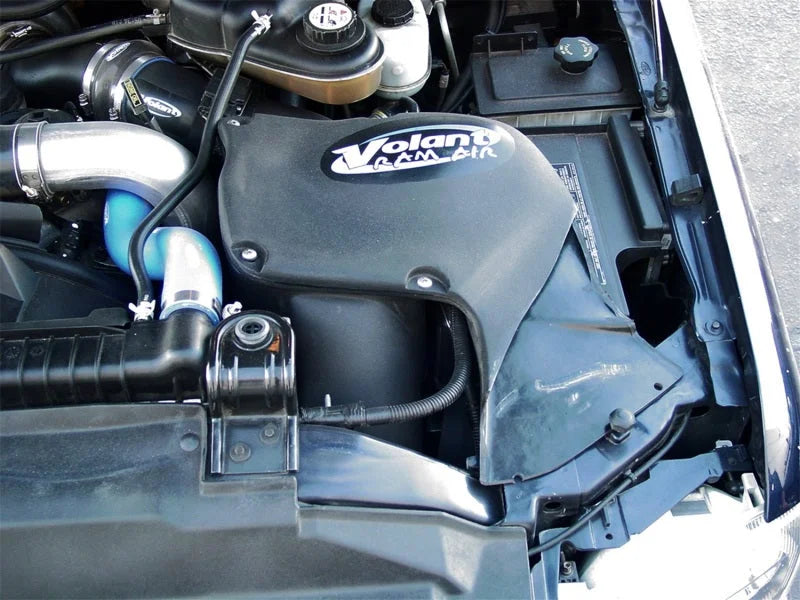 Volant 03-07 Ford Excursion 6.0 V8 Primo Closed Box Air Intake System - Side View