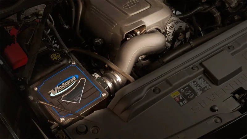 Volant 14-15 GMC Sierra/Chevy Silverado 2500/3500HD 6.0L V8 Pro5 Closed Box Air Intake System - Installation View
