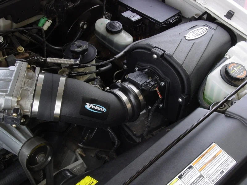 Volant 99-01 Ford F-150 5.4 V8 Pro5 Closed Box Air Intake System - Side View
