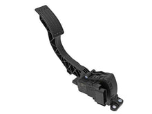 Load image into Gallery viewer, Volvo Accelerator Pedal 31445345 fits 2008-2013 Volvo C30 / 2006-2013 Volvo C70 / 2004-2011 Volvo S40 / 2005-2011 Volvo V50