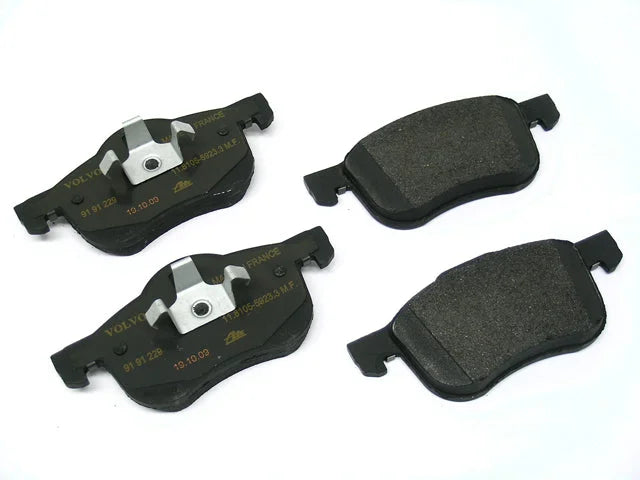 Volvo Brake Pad Set 32373171 fits 2001-2009 Volvo S60 / 1999-2006 Volvo S80 / 2001-2007 Volvo V70 / 2003-2007 Volvo XC70