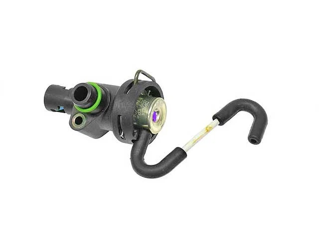 Volvo Fuel Pressure Regulator 8658092 fits 2000-2002 Volvo S40 / 2000-2002 Volvo V40