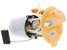 Load image into Gallery viewer, Volvo Fuel Pump Assembly 31372890 fits 2013-2016 Volvo S60 / 2015 Volvo V60 / 2015-2016 Volvo V60 Cross COUNTRY - Main Pro...