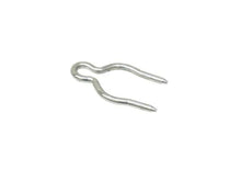 Load image into Gallery viewer, Volvo Heater Core Clip 30767252 fits 2001-2009 Volvo S60 / 1999-2006 Volvo S80 / 2001-2007 Volvo V70 / 2003-2007 Volvo XC7...