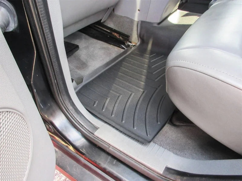 WeatherTech 05-10 Jeep Grand Cherokee Rear FloorLiner - Black - Additional View 5