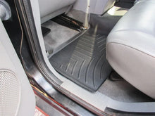 Load image into Gallery viewer, WeatherTech 05-10 Jeep Grand Cherokee Rear FloorLiner - Black - Additional View 5