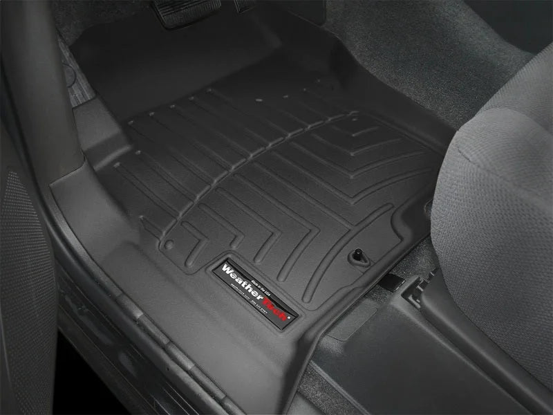 WeatherTech 05+ Nissan Frontier Crew Cab Front FloorLiner - Black - Additional View 6