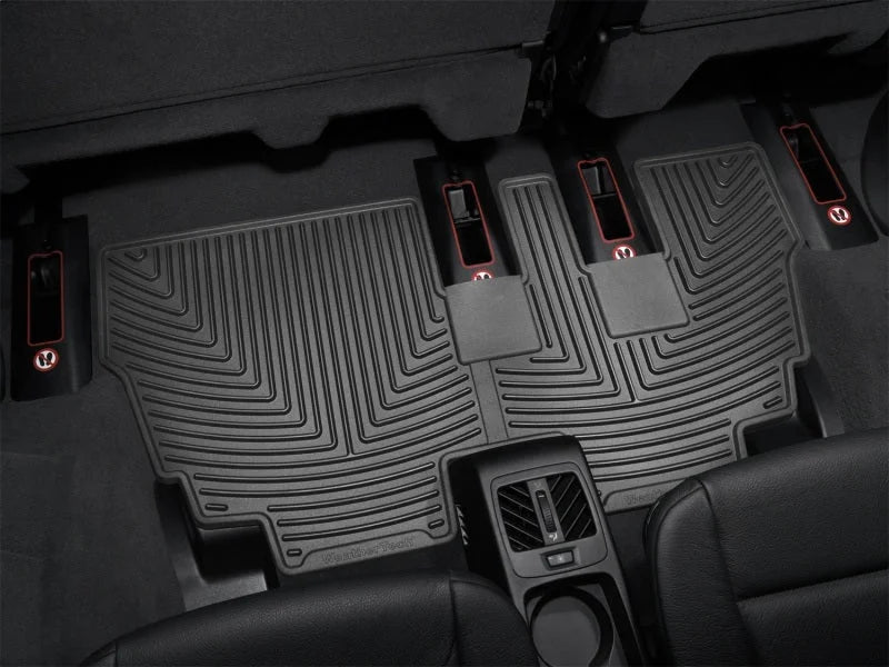 WeatherTech 07-13 BMW X5 Rear Rubber Mats - Black - Additional View 5