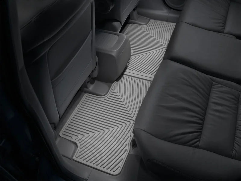 WeatherTech 07+ Honda CR-V Rear Rubber Mats - Grey - Installation View