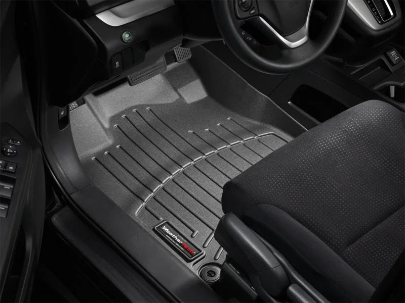 WeatherTech 12+ Honda CR-V Front FloorLiner - Black - Installation View