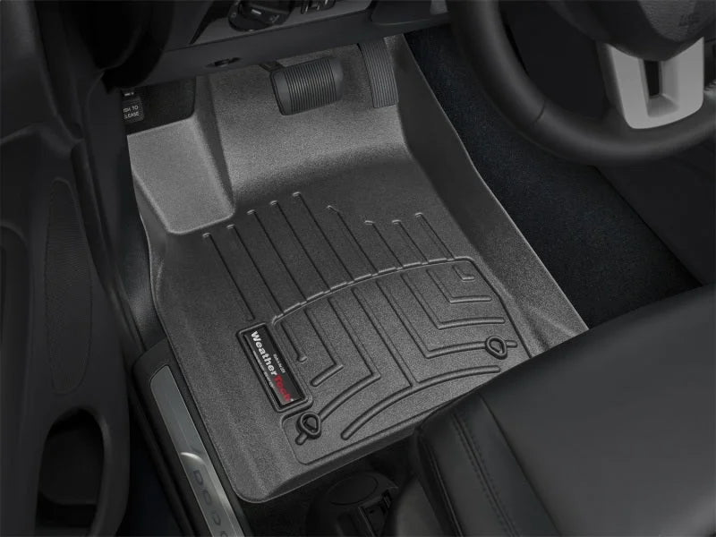 WeatherTech 2015+ Jeep Grand Cherokee Front FloorLiner - Black - Installation View