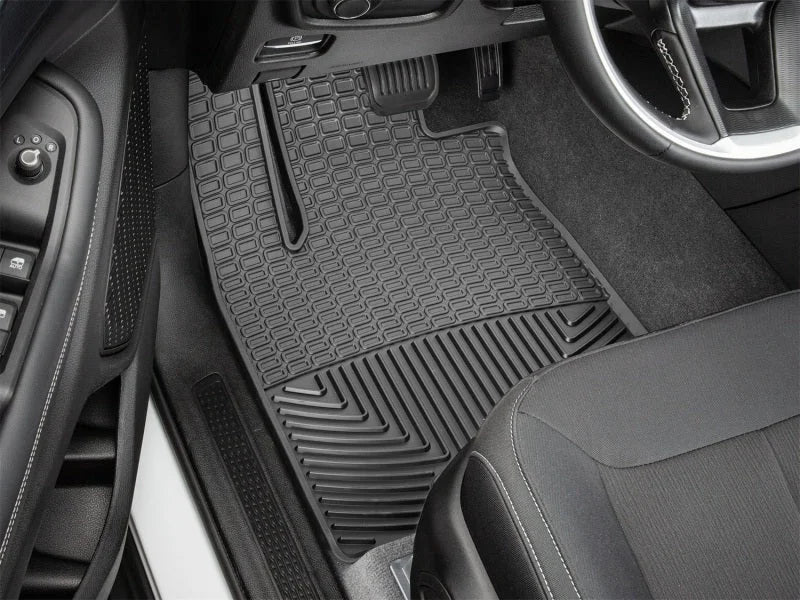 WeatherTech 22-23 Jeep Grand Cherokee WL (Incl. 2022 4xe) Front Rubber Mats - Black - Side View