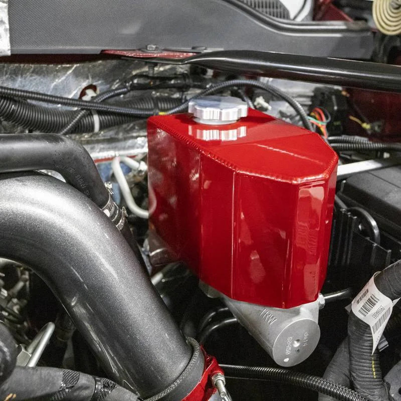 Wehrli 01-19 Chevrolet LB7/LLY/LBZ/LMM Duramax Brake Master Cylinder Cover - Sparkle Granny Smith - Installation View