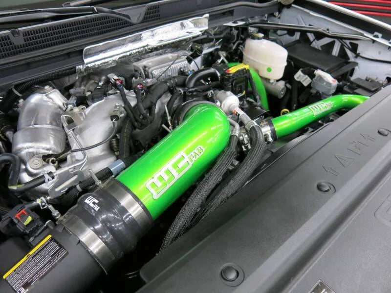 Wehrli 17-19 Chevrolet 6.6L L5P Duramax 4in Intake Pipe (Use w/OEM Air Box) - Gloss White - Side View