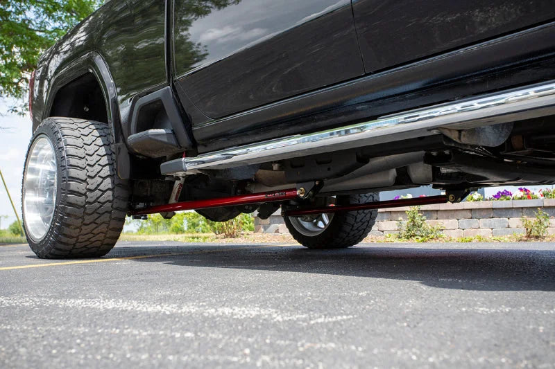 Wehrli 20-24 Chevy & GMC Duramax RCLB/CCSB/ECSB 60in. Traction Bar Kit - Illus Purple - Installation View