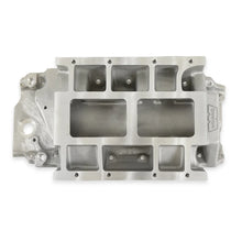 Load image into Gallery viewer, Weiand Weiand 6-71/8-71 Supercharger Intake Manifold 7151WND - Installation View