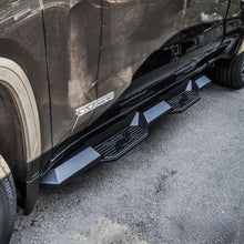 Load image into Gallery viewer, Westin 19-22 Chevrolet Silverado 1500 DC HDX Xtreme Nerf Step Bars - Tex. Blk - Additional View 5