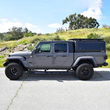 Load image into Gallery viewer, Westin 20-24 Jeep Gladiator Pro-e Running Boards - Tex. Blk - Additional View 6