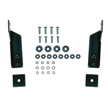 Load image into Gallery viewer, Westin 2001-2007 Chevy Silverado Classic 1500HD/2500HD/3500HD E-Series Bull Bar - SS - Installation View