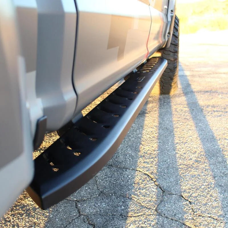 Westin 2015-2018 Ford F-150 SuperCrew Thrasher Running Boards - Textured Black - Side View