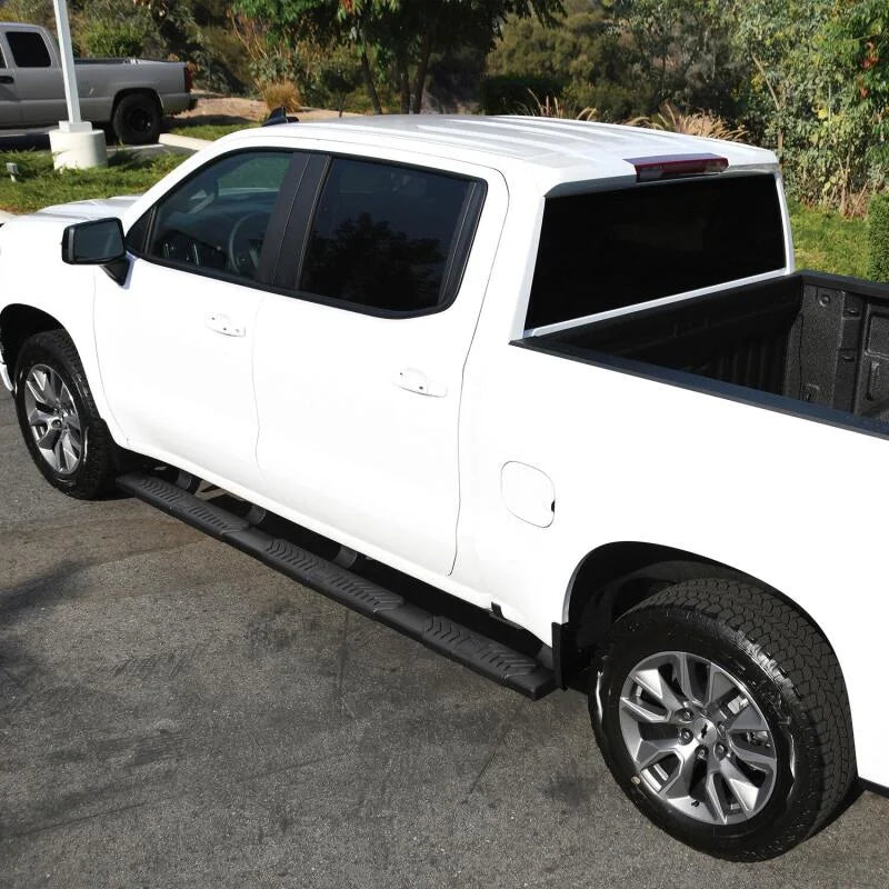Westin 2019 Chevrolet Silverado/Sierra 1500 Crew Cab (5.5ft) R5 Modular Nerf Step Bars - Black - Additional View 5