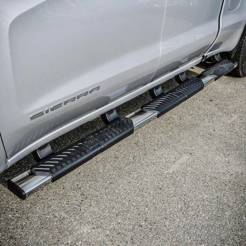 Westin 2019 Chevrolet Silverado/Sierra 1500 Crew Cab (5.5ft) R5 Modular Nerf Step Bars - SS - Installation View