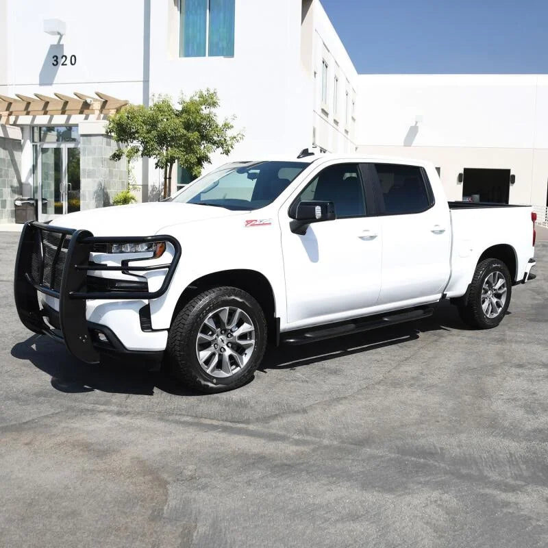 Westin 2019 Chevrolet Silverado/Sierra 1500 Crew Cab Platinum 4 Oval Nerf Step Bars - Black - Side View