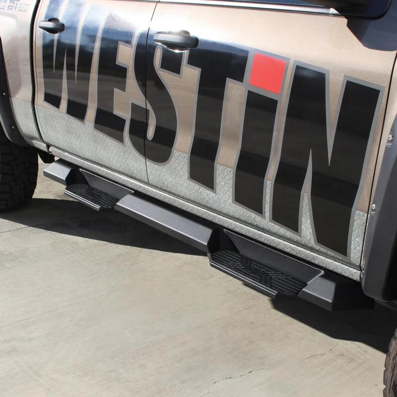 Westin/HDX 07-18 Chevy/GMC Silv/Sierra 15/25/3500 Crew Xtreme Nerf Step Bars - Textured Black - Side View